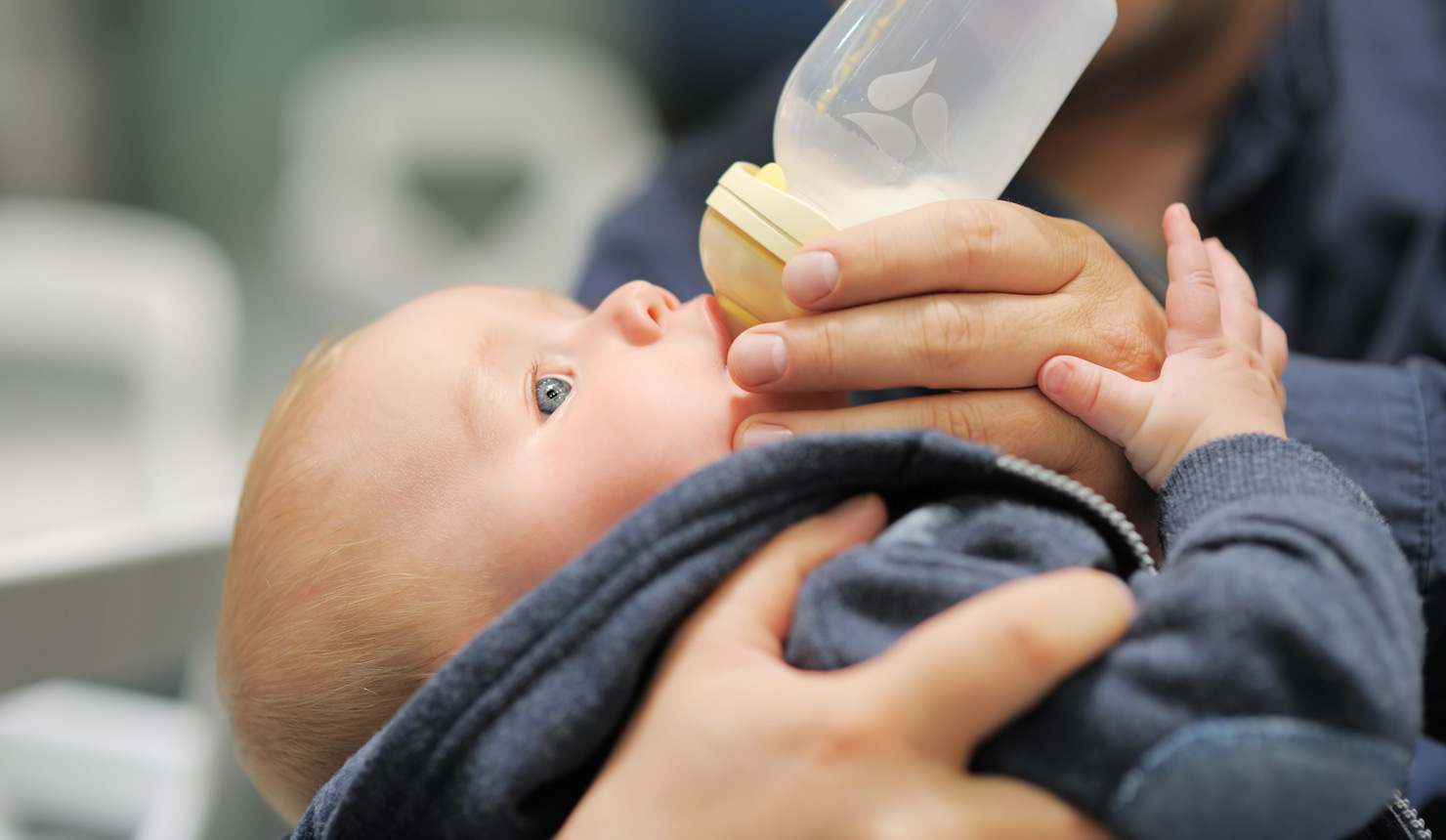 Baby formula poses higher arsenic risk to newborns than breast milk, Dartmouth study shows